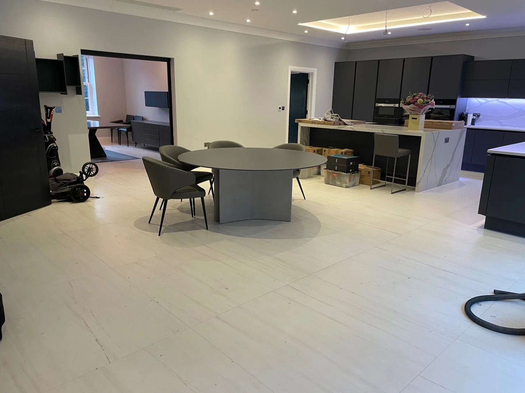 Open-Plan Kitchen & Dining — 1200 × 600 mm polished marble-effect porcelain, Ascot, Berkshire